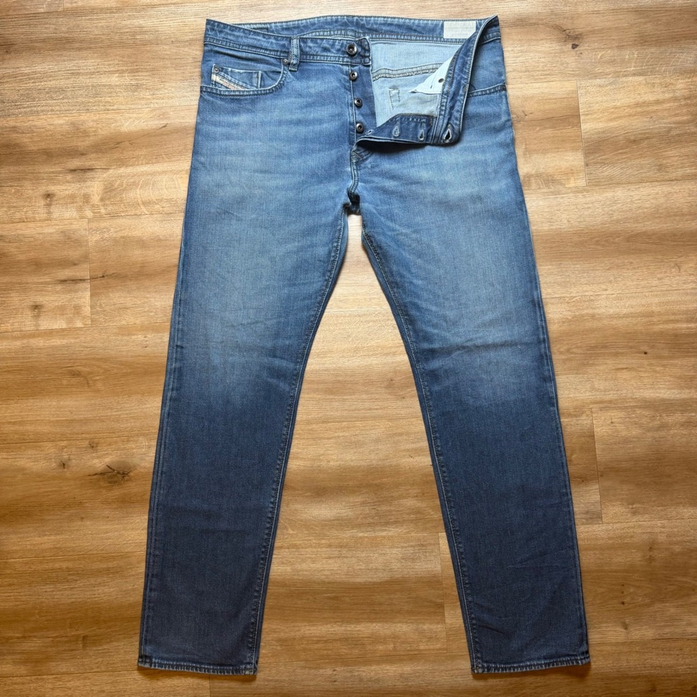 Diesel Buster Jeans Mens 38x32 Blue Medium Wash Tapered Stretch Denim 0844C